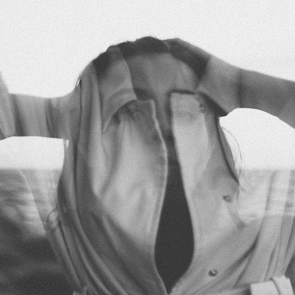 woman with ADHD looking distressed